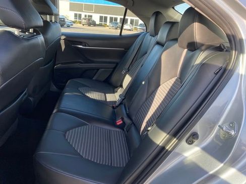 Used 2023 Toyota Camry SE image 17