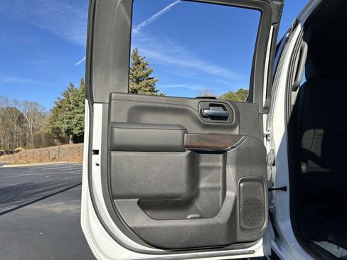 Used 2023 GMC Sierra 3500 SLT w/ SLT Premium Package image 62