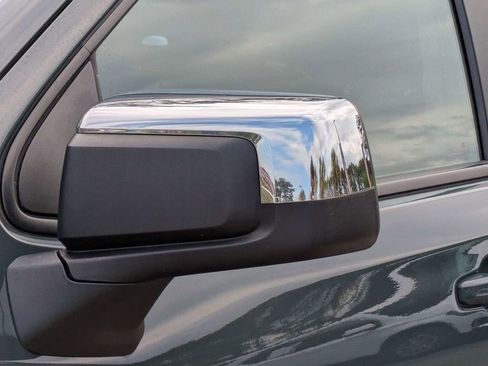 Used 2025 Chevrolet Silverado 1500 LT AWD/4WD image 11