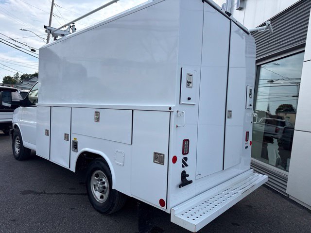 Used 2023 Chevrolet Express 3500 w/ Power Convenience Package RWD image 8