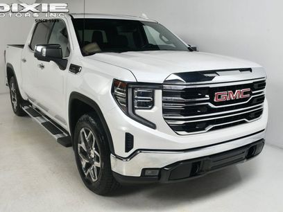 Used 2023 GMC Sierra 1500 SLT w/ SLT Premium Package
