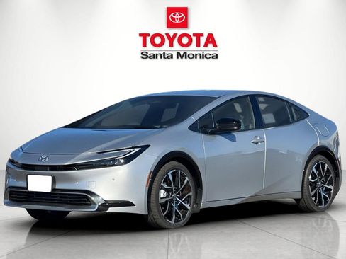 New 2026 Toyota Prius Plug-In Hybrid FWD image 6
