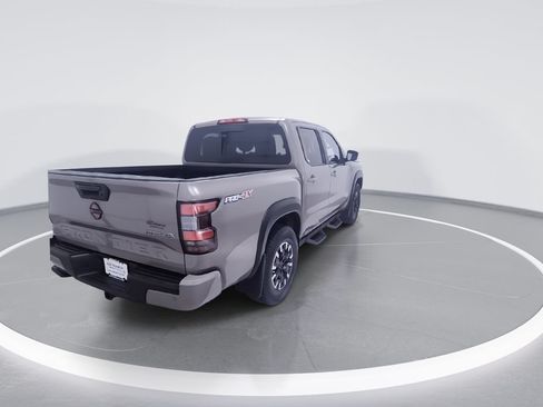 Used 2023 Nissan Frontier PRO-4X w/ Technology Package AWD/4WD image 9