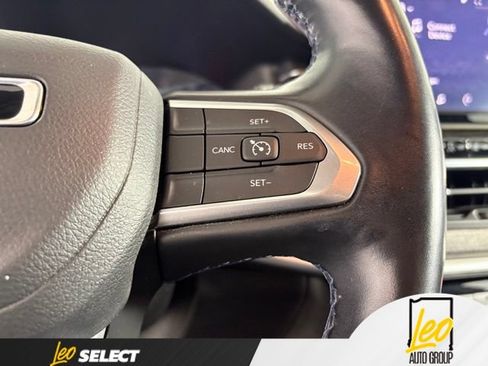 Used 2022 Jeep Compass Latitude w/ Convenience Group AWD/4WD image 13