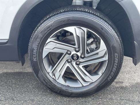 Used 2023 Hyundai Santa Fe SE image 11