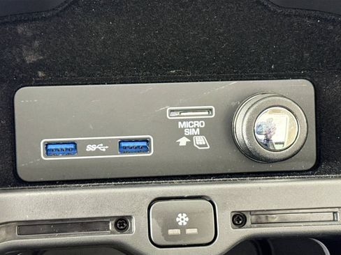 Used 2019 Land Rover Range Rover Sport HSE image 20