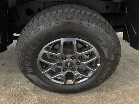 Used 2022 Ford Ranger XLT w/ Equipment Group 301A Mid image 9