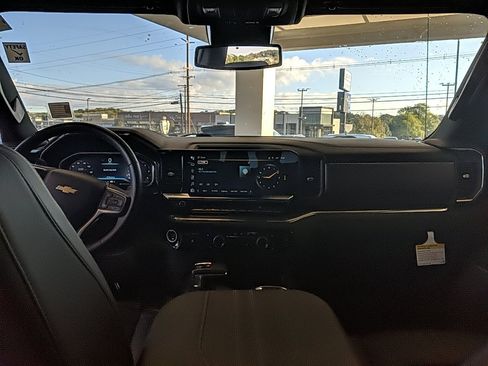 Used 2024 Chevrolet Silverado 1500 High Country image 14