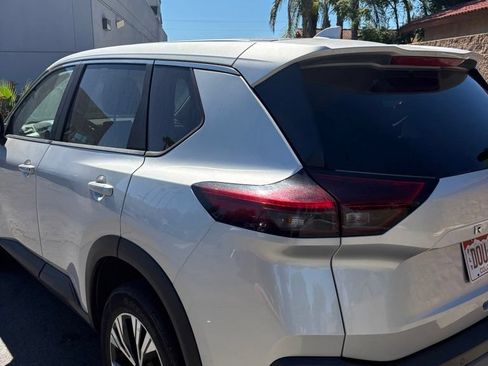 Used 2023 Nissan Rogue SV AWD/4WD image 12