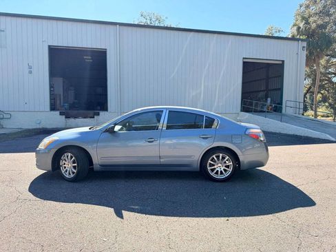 Used 2011 Nissan Altima 2.5 S image 8