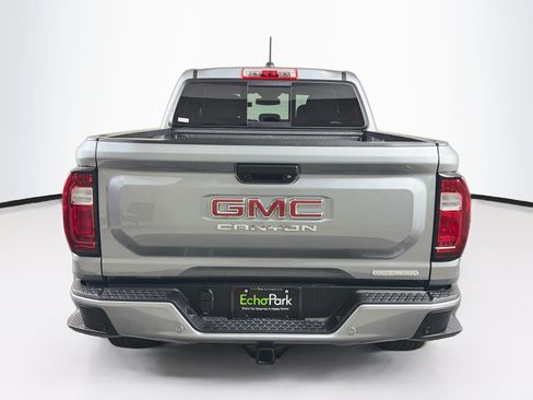 Used 2024 GMC Canyon Elevation w/ Elevation Premium Package RWD image 7