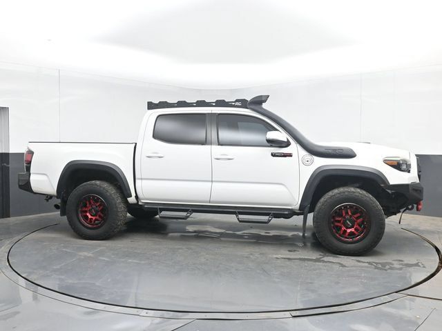 Used 2019 Toyota Tacoma TRD Pro w/ Desert Air Intake Package AWD/4WD image 11