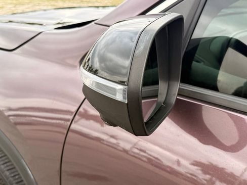 Used 2024 Chevrolet Traverse LT image 29