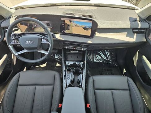 New 2026 Audi Q3 quattro 2.0T AWD/4WD image 4