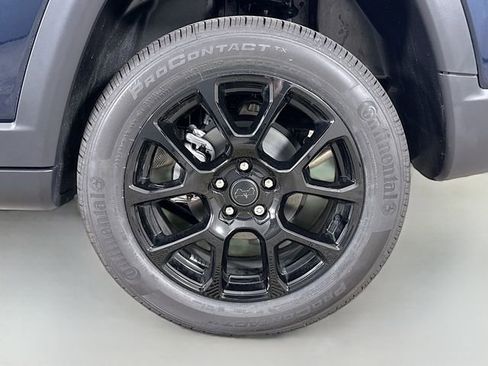New 2026 Jeep Compass Latitude AWD/4WD image 28