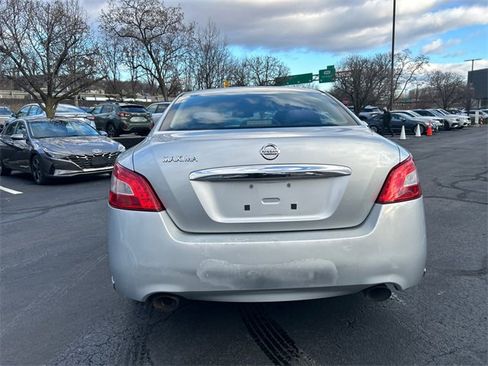 Used 2010 Nissan Maxima 3.5 S image 3