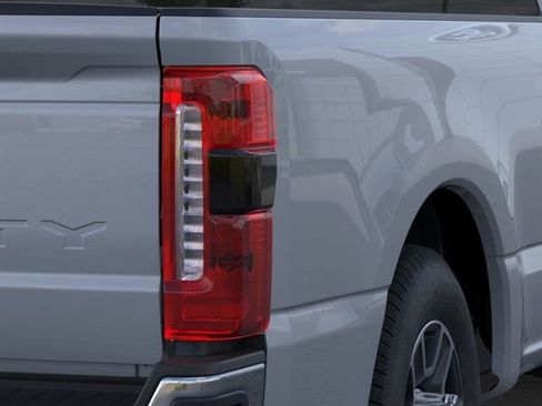New 2026 Ford F350 Lariat RWD image 21