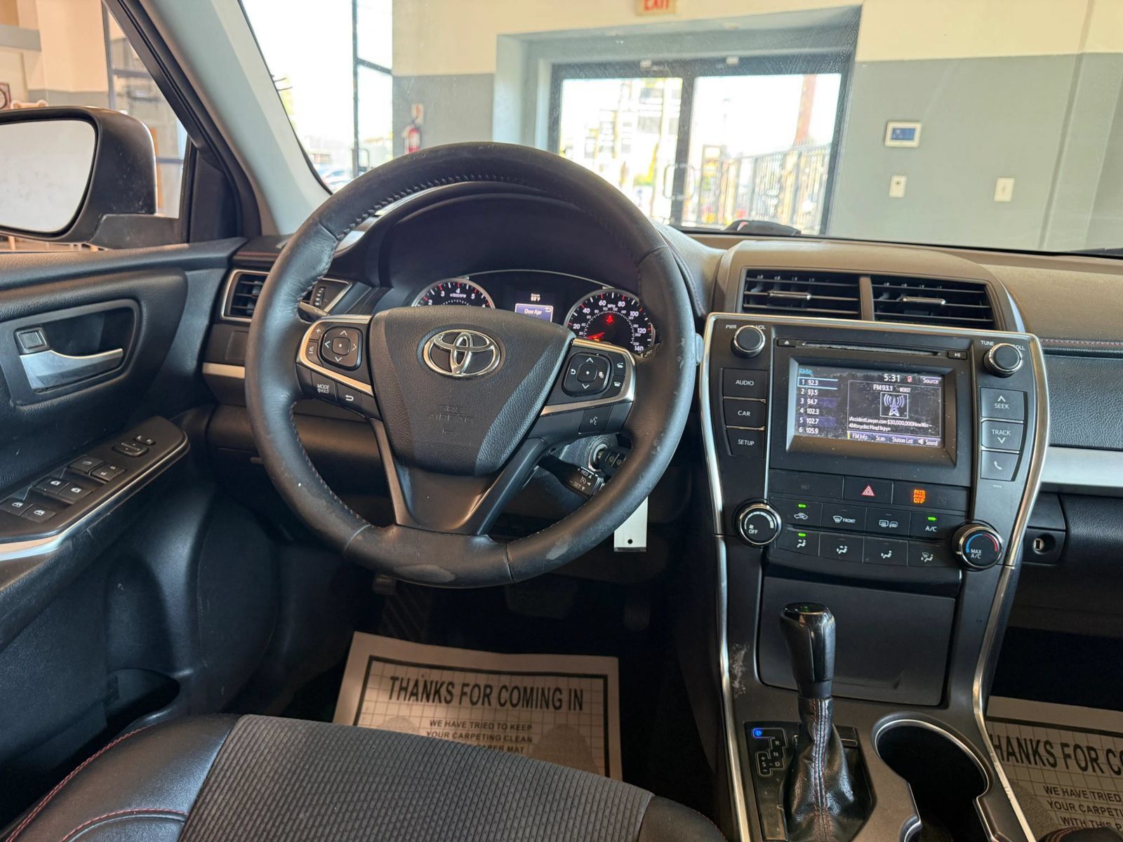 Used 2016 Toyota Camry SE FWD image 13