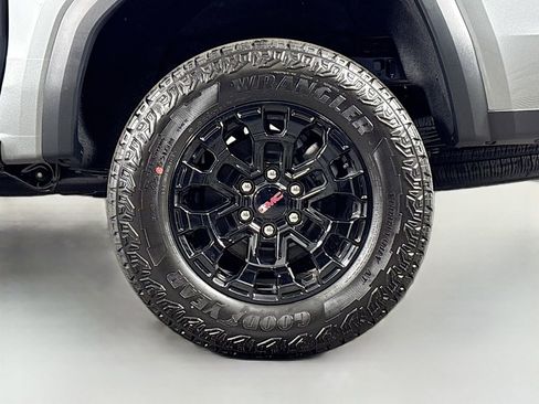 New 2026 GMC Canyon Elevation w/ Convenience Package AWD/4WD image 31