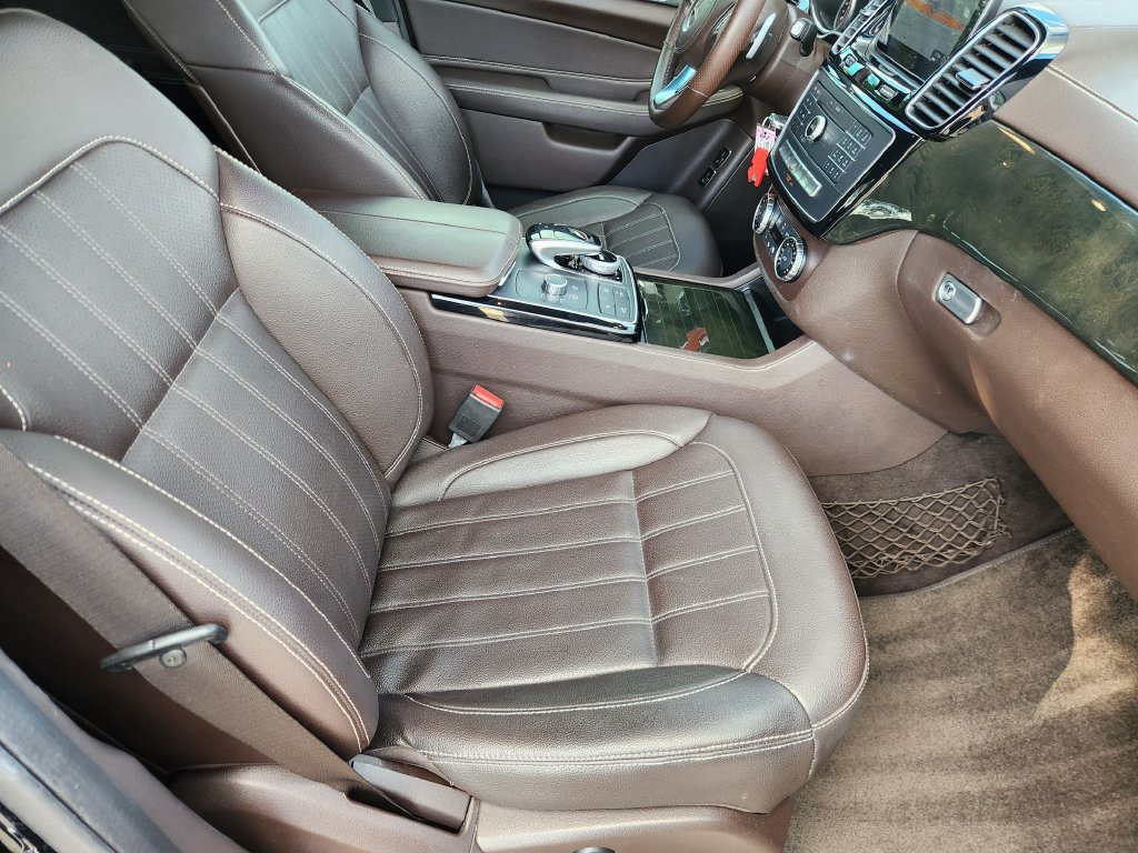 Used 2018 Mercedes-Benz GLS 450 4MATIC image 14