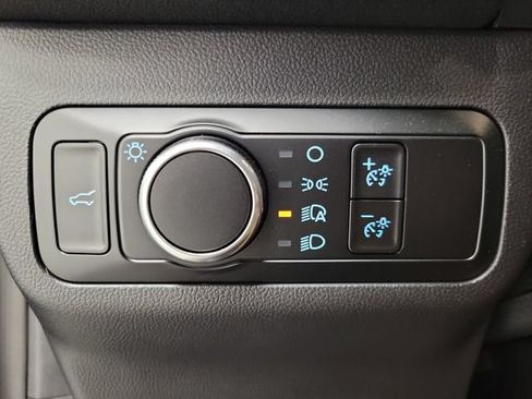 Used 2023 Ford Escape ST-Line w/ Tech Pack #1 AWD/4WD image 22