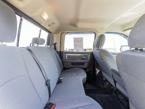 Used 2017 RAM 1500 Classic SLT AWD/4WD image 16