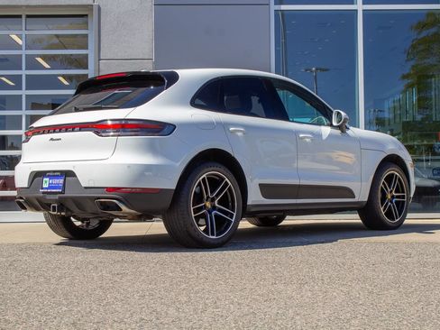 Used 2020 Porsche Macan AWD/4WD image 10
