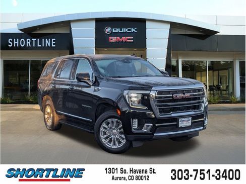 Used 2024 GMC Yukon SLT AWD/4WD image 1