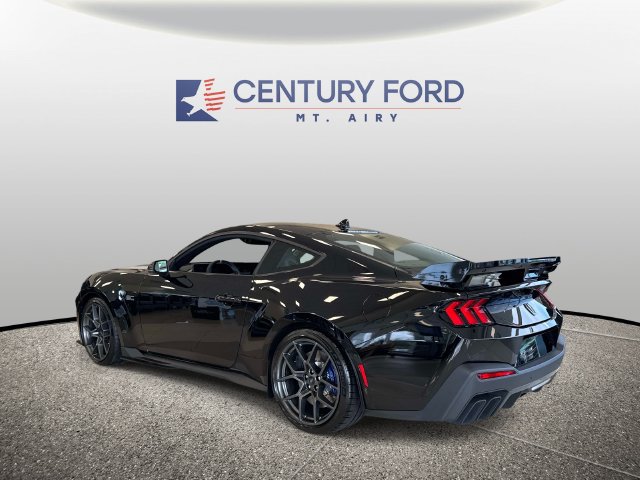 New 2026 Ford Mustang Dark Horse SC w/ Carbon Fiber Exterior Package RWD image 3