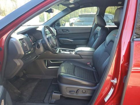 Certified 2023 Nissan Pathfinder Rock Creek image 14