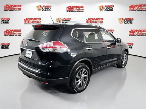 Used 2015 Nissan Rogue SL w/ SL Premium Package image 16