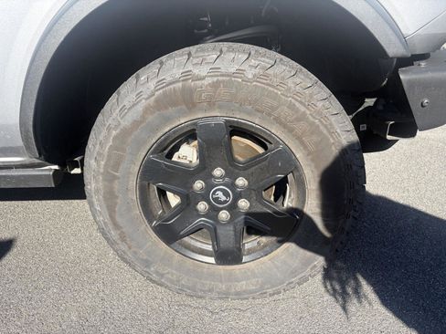 Used 2024 Ford Bronco Black Diamond AWD/4WD image 11