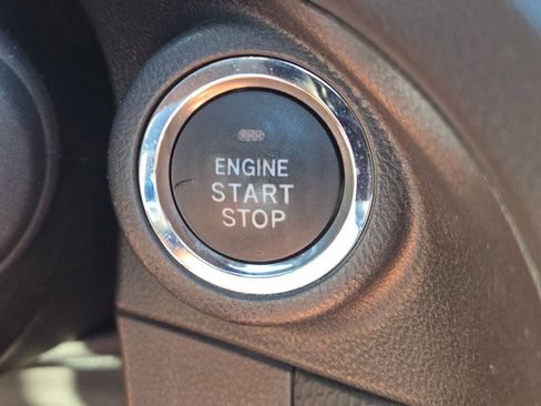 Used 2023 Subaru Forester Premium image 29