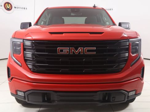 Used 2024 GMC Sierra 1500 Elevation w/ X31 Off-Road Package AWD/4WD image 51