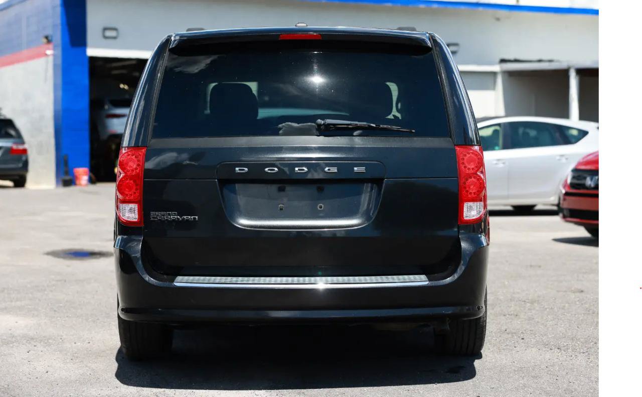Used 2011 Dodge Grand Caravan Express FWD image 7