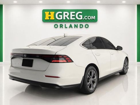 Used 2023 Honda Accord EX image 11