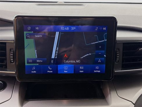 Used 2022 Ford Explorer XLT w/ Equipment Group 202A image 16