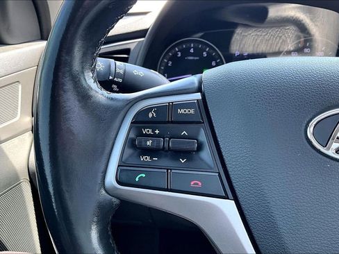 Used 2018 Hyundai Elantra Value Edition w/ Cargo Package image 18