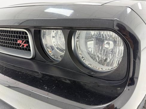 Used 2013 Dodge Challenger R/T image 6