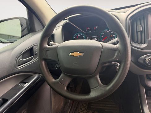 Used 2020 Chevrolet Colorado W/T image 12