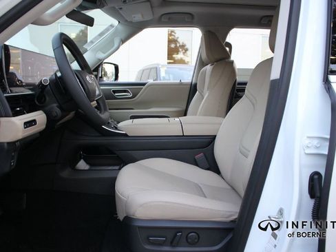 New 2026 INFINITI QX80 Pure AWD/4WD image 12