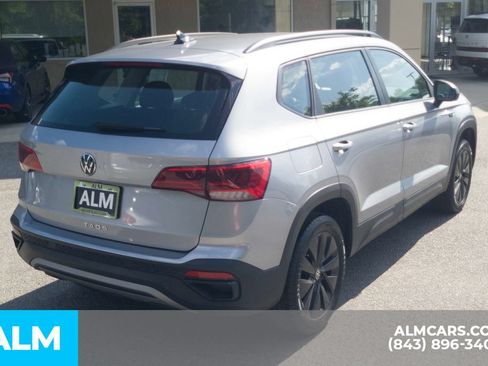 Used 2024 Volkswagen Taos S FWD image 5