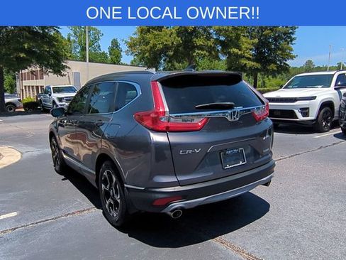 Used 2018 Honda CR-V Touring image 3