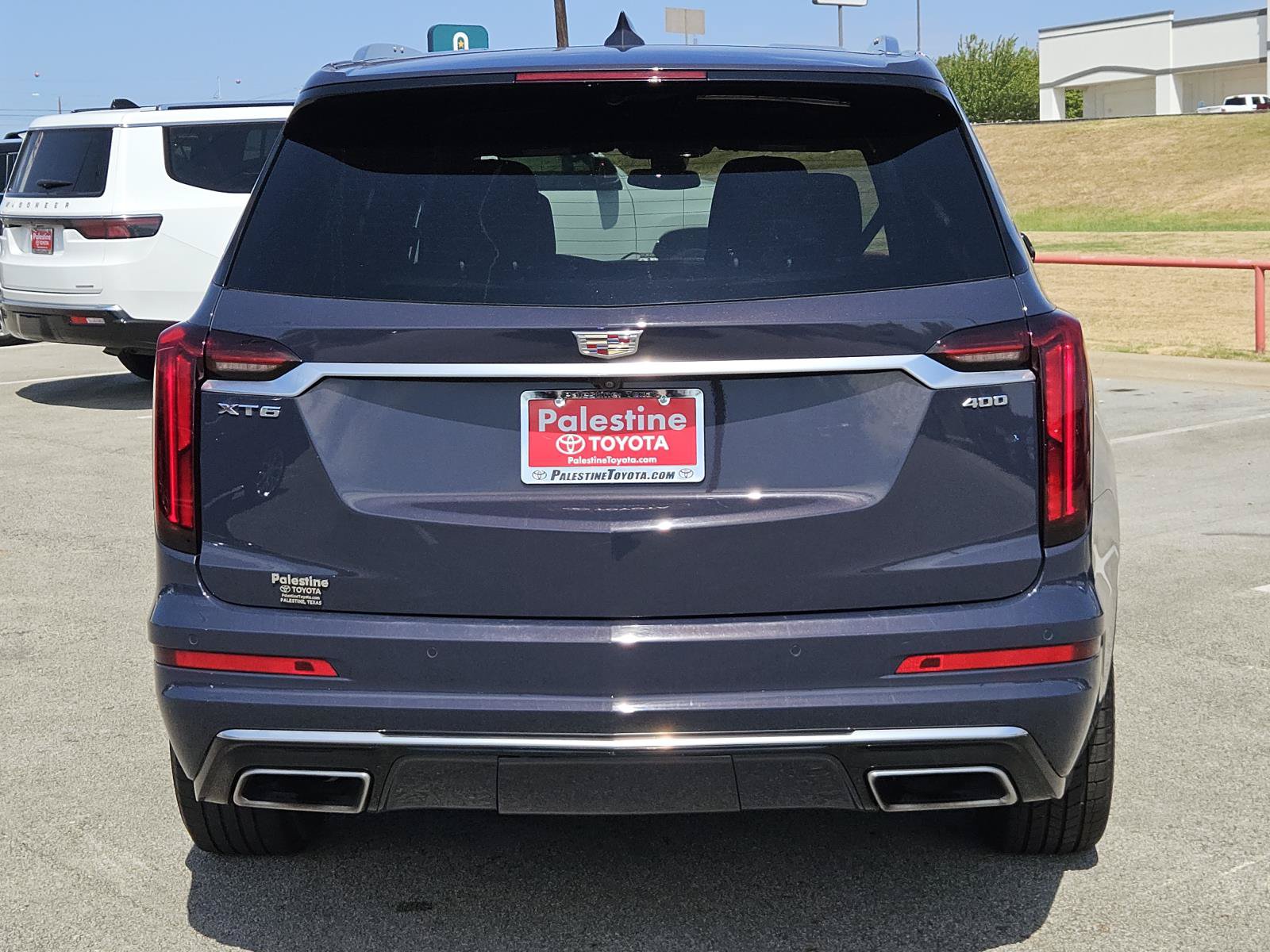 Used 2024 Cadillac XT6 Premium Luxury FWD image 5