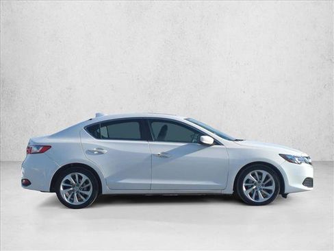 Used 2016 Acura ILX image 4