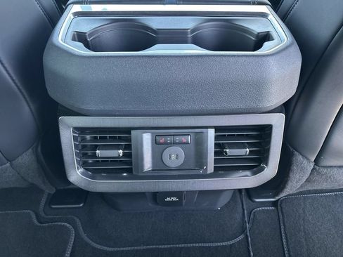 Used 2026 Ford F250 Platinum AWD/4WD image 25