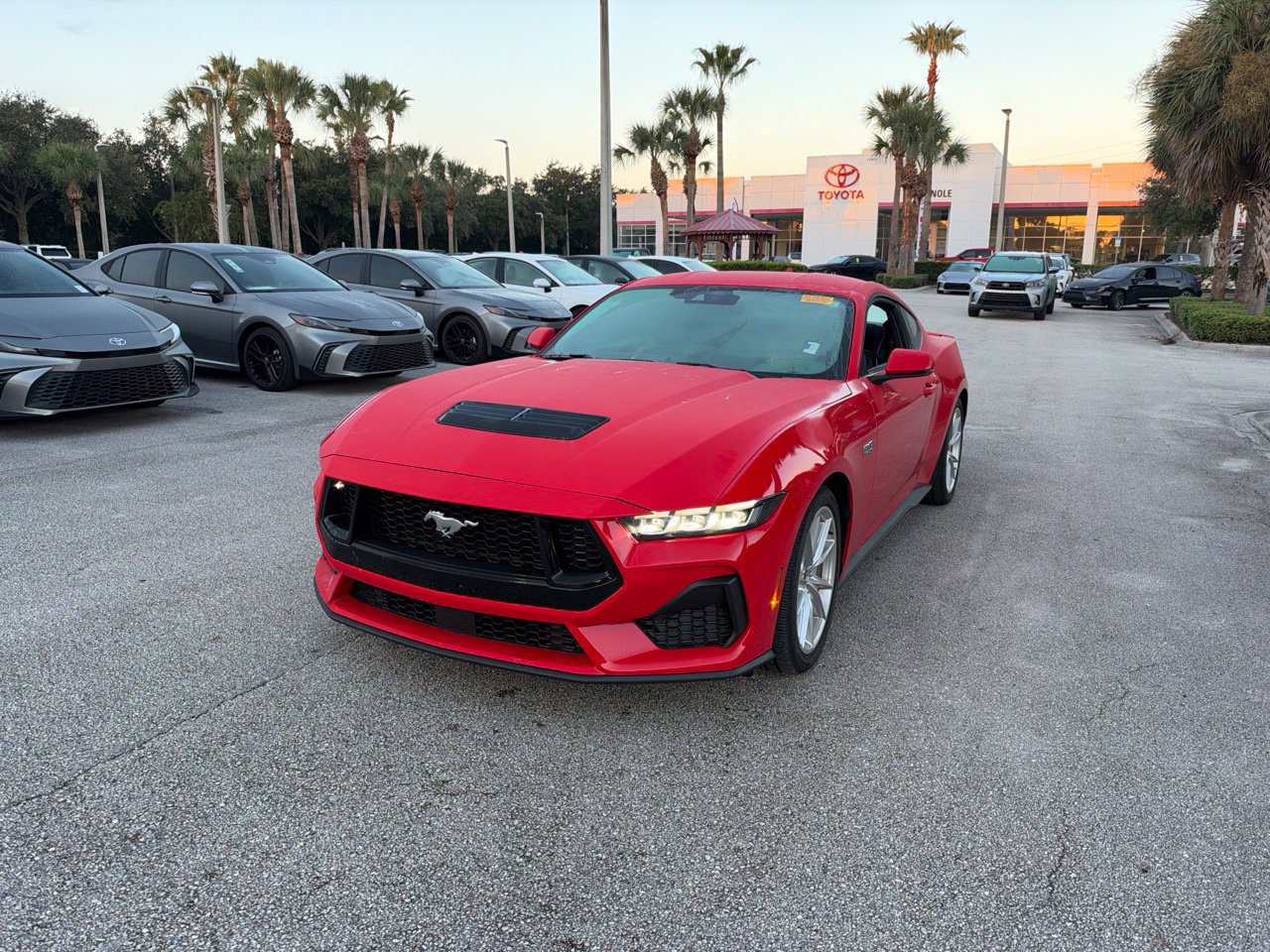 Used 2025 Ford Mustang GT Premium RWD image 1