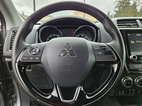 Used 2024 Mitsubishi Outlander Sport SE AWD/4WD image 27
