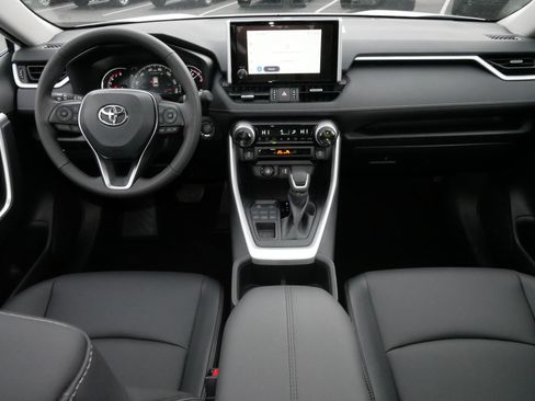 Certified 2025 Toyota RAV4 XLE Premium image 10