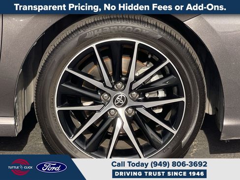 Used 2022 Toyota Camry SE w/ Carpet Mat Package (TMS) FWD image 16